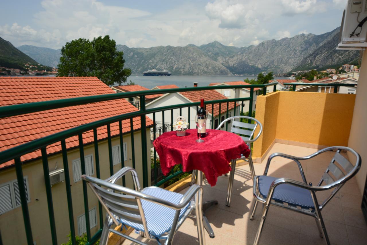 Appartement Apartman Milosevic à Kotor Extérieur photo